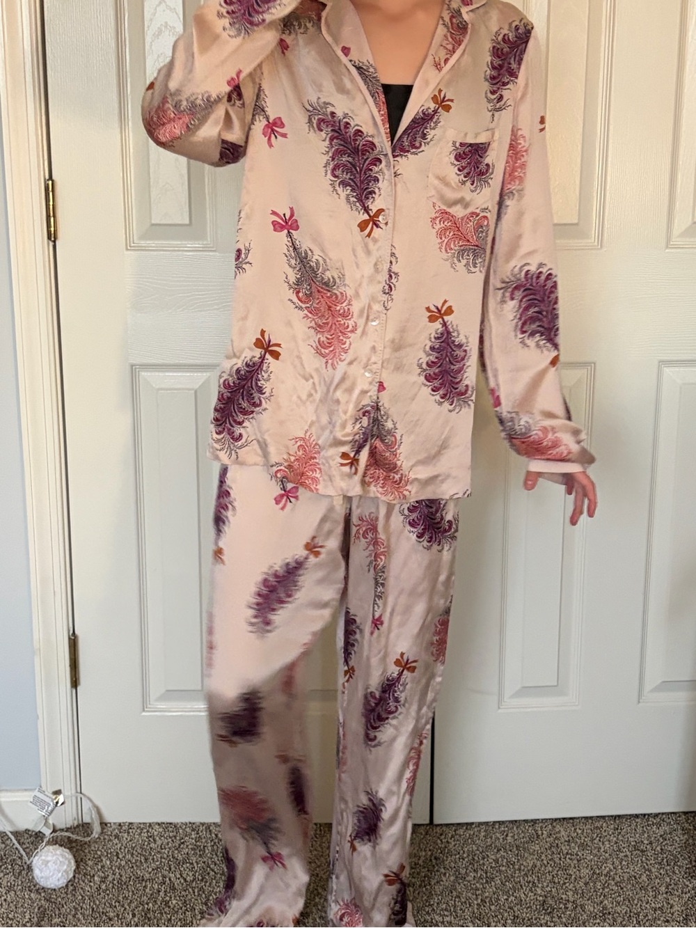 1990s victoria’s secret gold label 100% silk matching pajama set